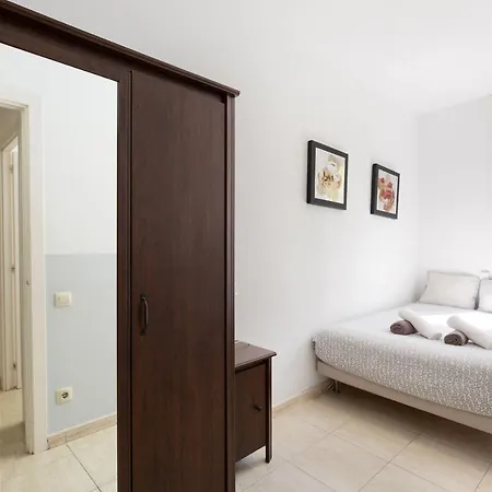 U-nique Urgell Apartment *