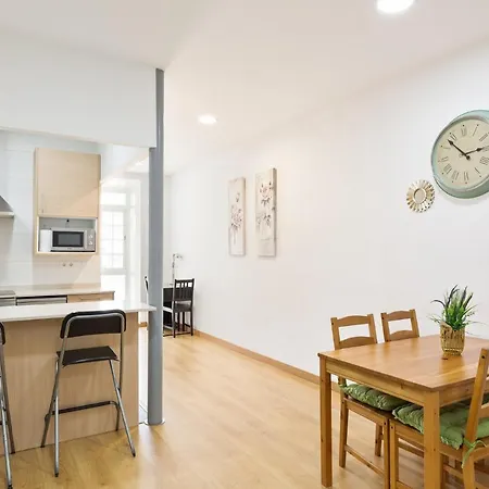 U-nique Urgell Apartment