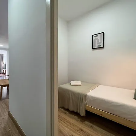 U-nique Urgell Apartment *