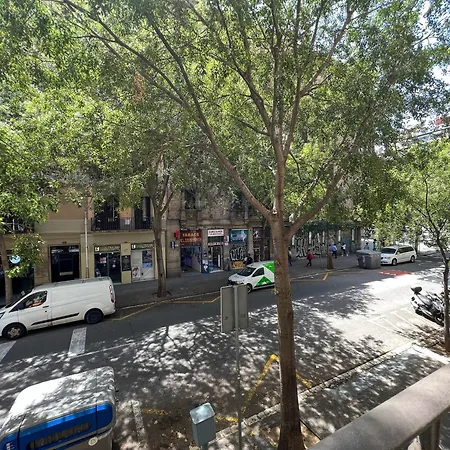 U-nique Urgell * Barcelona